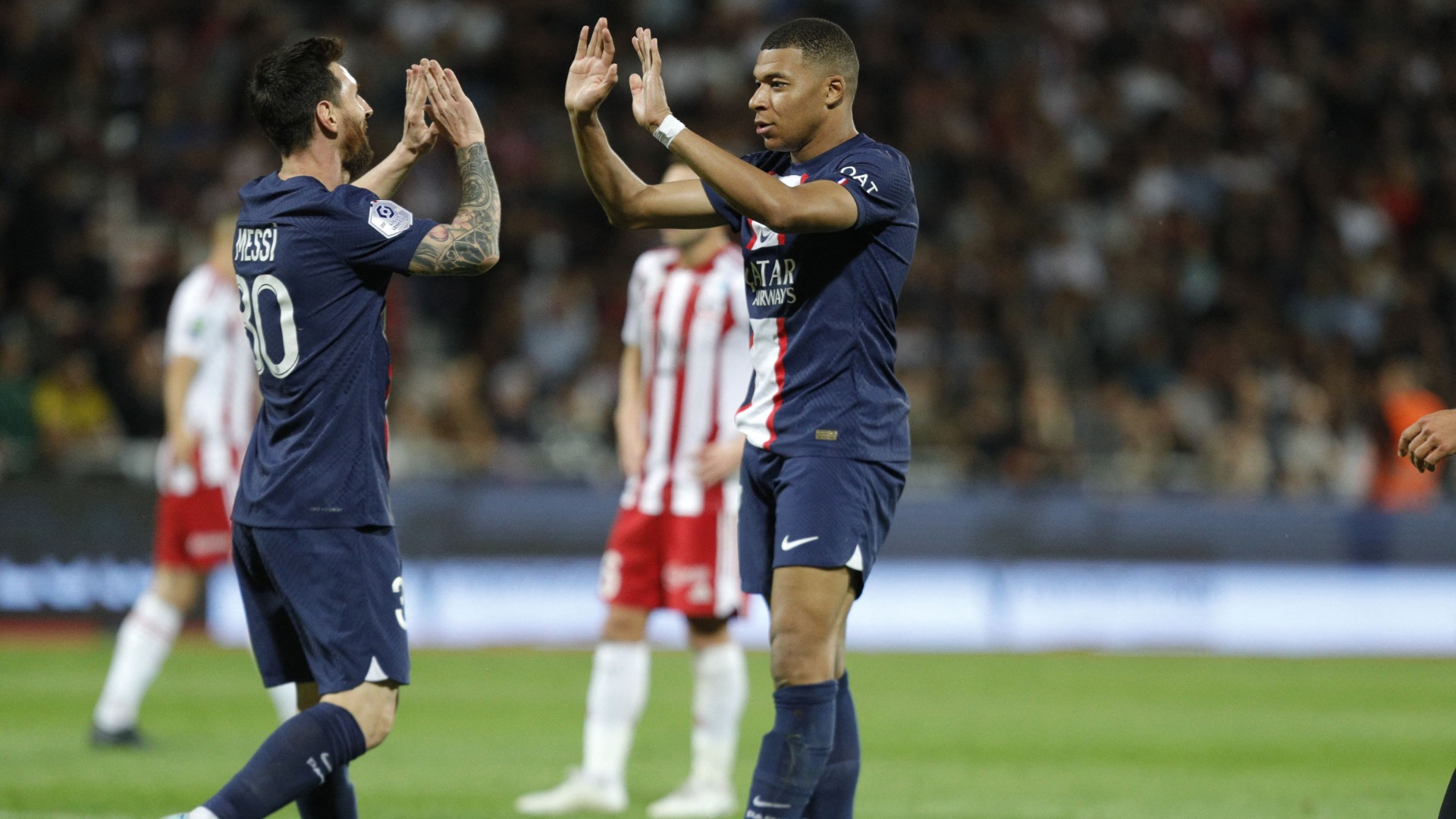 Messi y Mbappé volvieron a compartir cancha tras la final del Mundial: el PSG perdió 1-0 con Rennes